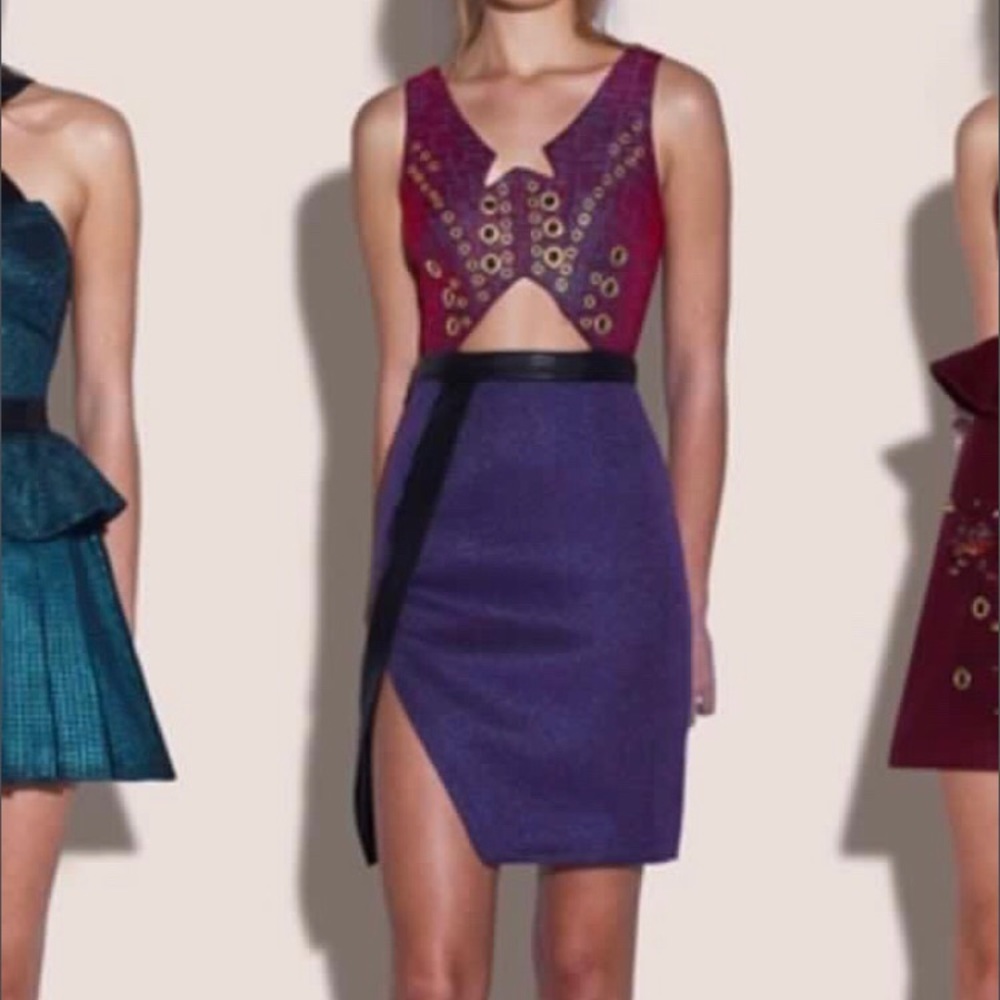THREE FLOOR DRESS